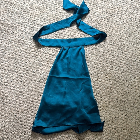 Sincerely Jules Vibrant Blue Scarf Top - Picture 1 of 4